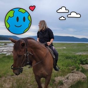 Meet your Posher, Émilie